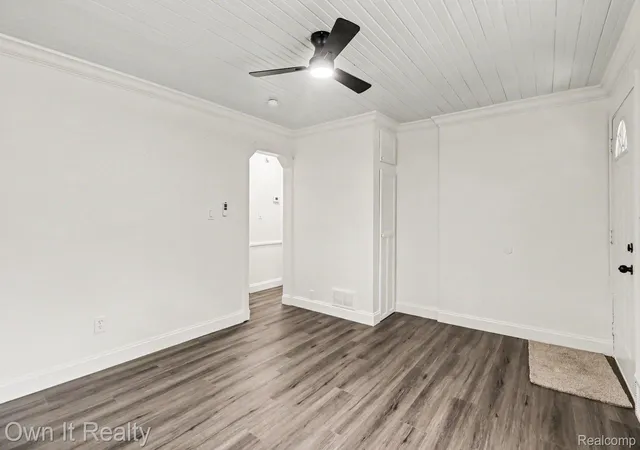 Photo 4 of Single family home for sale at 7461 Lamphere, Redford, MI 48239 | MLS# 20261057357 | Listing updated on 2026-10-20