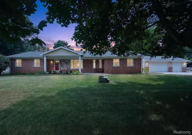 2nd image of 25650 Glamorgan, Novi, MI 48374 | MLS# 20261057366