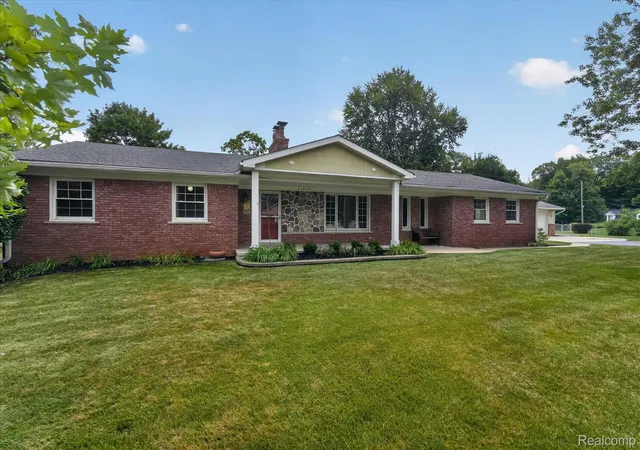 3rd image of 25650 Glamorgan, Novi, MI 48374 | MLS# 20261057366
