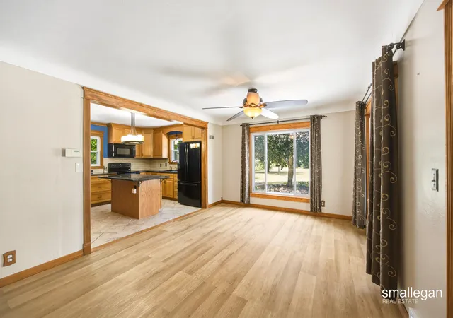Photo 3 of Single family home for sale at 4005 Hendershot Ave Nw, Grand Rapids, MI 49544 | MLS# 65026038090 | Listing updated on 2026-09-16