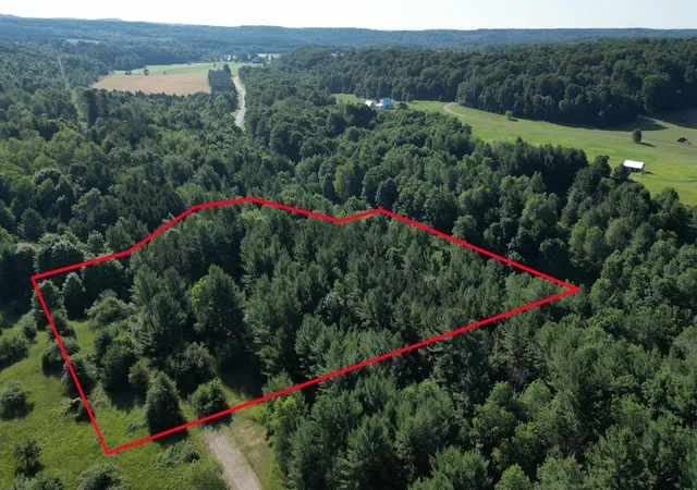 1st image of 0015 S Westview Dr, Empire, MI 49630 | MLS# 78080071417