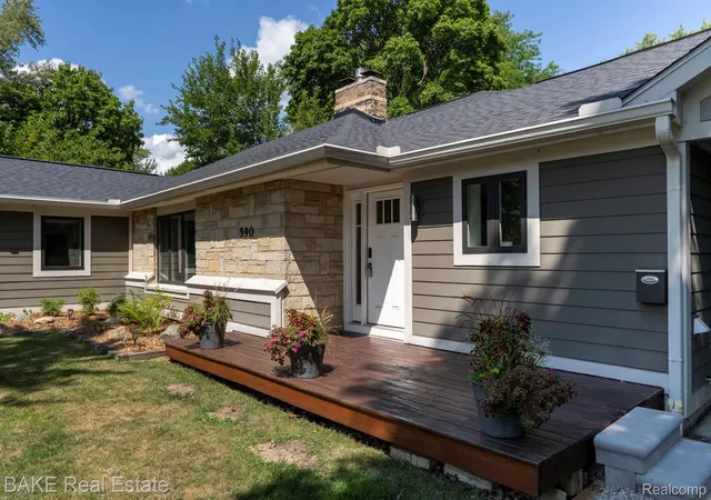 Photo 4 of Single family home for sale at 590 N Sheldon Rd, Plymouth, MI 48170 | MLS# 20261057383 | Listing updated on 2026-09-06