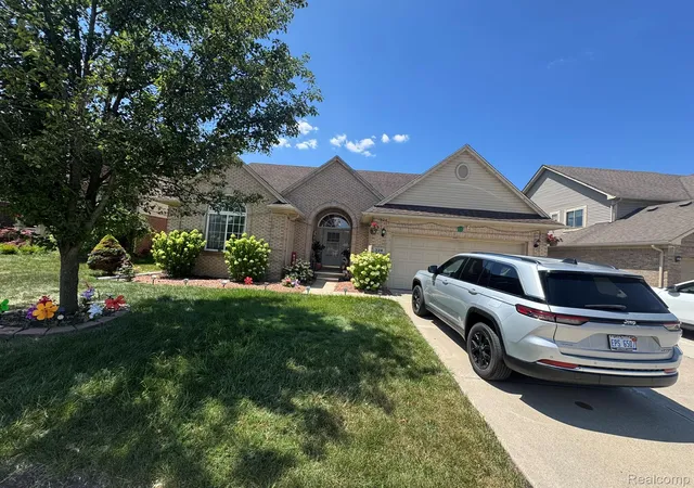 Photo 1 of Single family home for sale at 324 Cherry Ln, Inkster, MI 48141 | MLS# 20261057393 | Listing updated on 2026-07-24