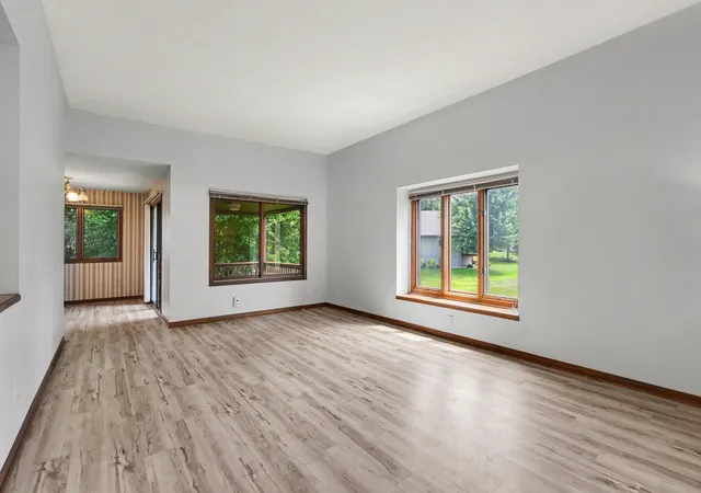 Listing Photo 5 - Condo for sale in building located at 217 Parkside Dr, Zeeland, MI 49464