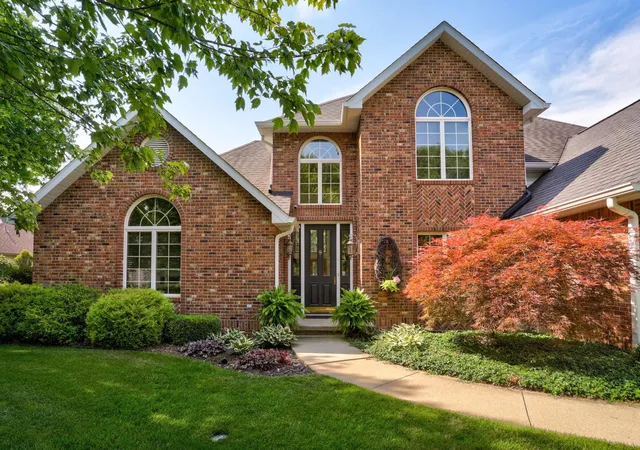 Photo 3 of Single family home for sale at 709 Meadow Ln, Frankenmuth, MI 48734 | MLS# 61050215992 | Listing updated on 2026-09-09