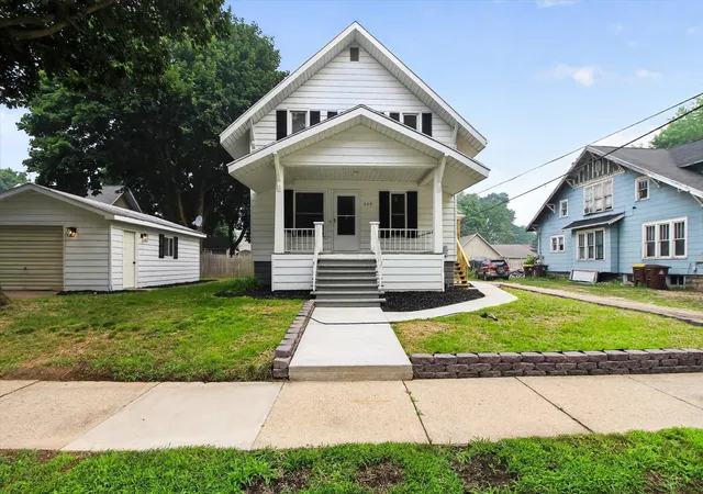 Photo 3 of Single family home for sale at 509 Liberty St, Alma, MI 48801 | MLS# 79080071418 | Listing updated on 2026-09-28