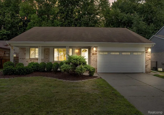 Photo 1 of Sale Pending at 9437 Continental Dr, Taylor, MI 48180 | MLS# 20261057408 | Listing updated on 2026-09-15