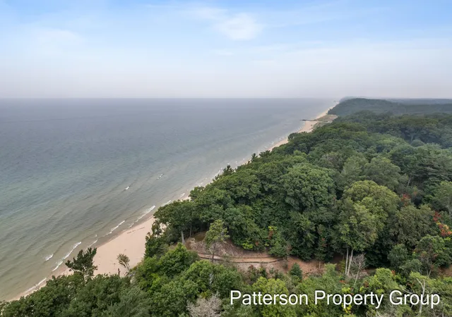 42nd image of 5087 Lake Harbor Rd, Norton Shores, MI 49441 | MLS# 71026038128