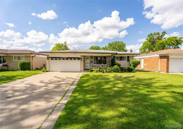 Photo 1 of Single family home for sale at 3173 Hedge Dr, Sterling Heights, MI 48310 | MLS# 20261057413 | Listing updated on 2026-08-22