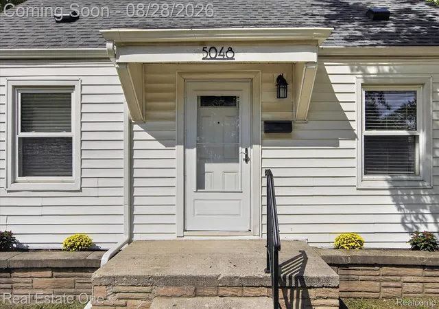 Photo 5 of Single family home for sale at 5048 Howe Rd, Wayne City Wayne, MI 48184 | MLS# 20261057414 | Listing updated on 2026-08-30