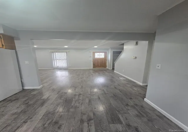 Photo 3 of Condo for sale at 8410 Hickory Dr, Sterling Heights, MI 48312 | MLS# 20261057415 | Listing updated on 2026-08-21