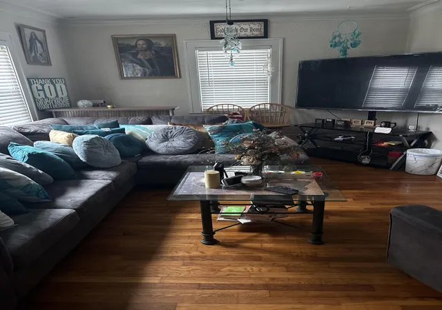 Photo 3 of Single family home for sale at 1130 Griggs St Se, Grand Rapids, MI 49507 | MLS# 65026038132 | Listing updated on 2026-07-24