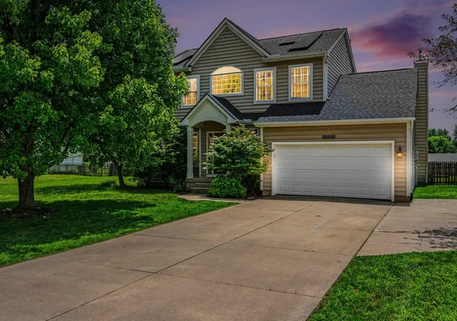 Photo 2 of Single family home for sale at 5229 Stapleton Dr, Kalamazoo, MI 49009 | MLS# 66026038143 | Listing updated on 2026-08-25
