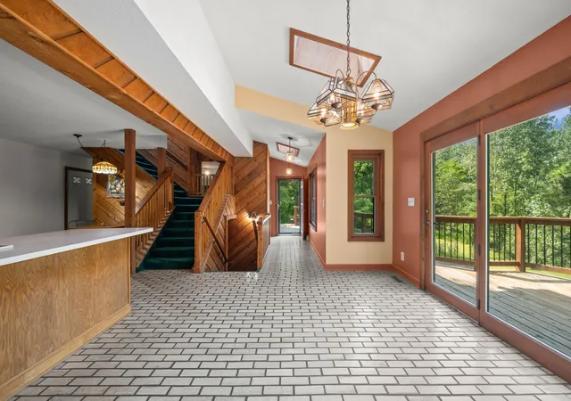 Photo 3 of Single family home for sale at 500 Tuttle Rd, Baroda, MI 49101 | MLS# 69026038153 | Listing updated on 2026-10-05