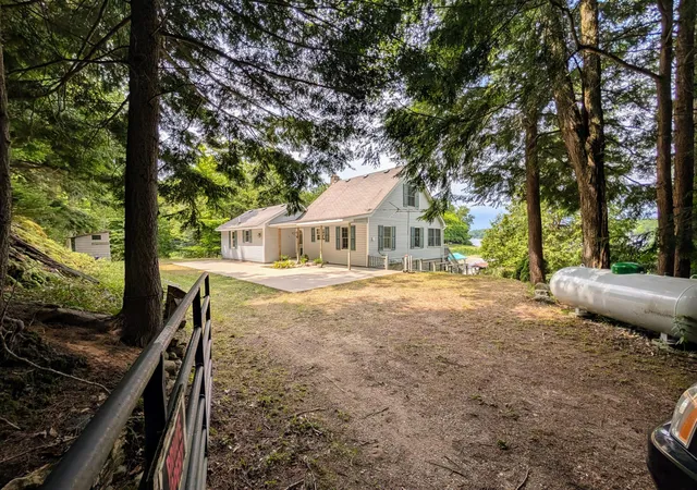 Photo 4 of Single family home for sale at 5993 N Meyers Rd, Ludington, MI 49431 | MLS# 67026038156 | Listing updated on 2026-10-09