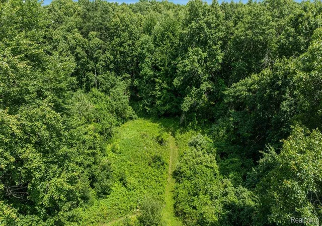 84th image of 1650 Cobblestone Ln, Oxford, MI 48371 | MLS# 20261057450