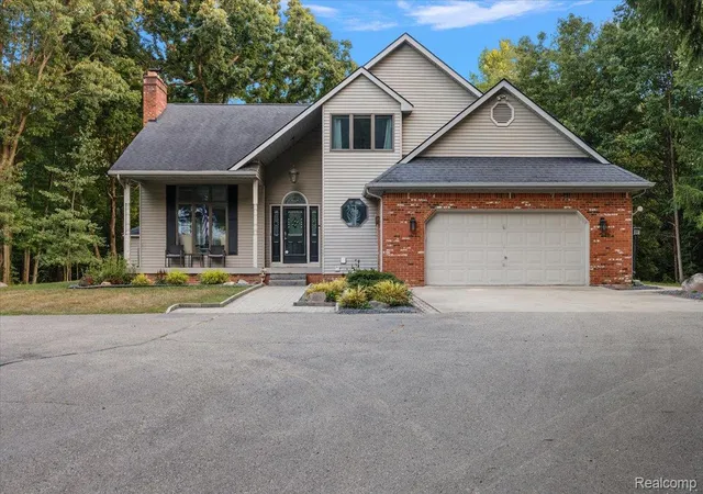Photo 1 of Sale Pending at 707 W Sutton Rd, Metamora Township Lapeer, MI 48455 | MLS# 20261057456 | Listing updated on 2026-09-05