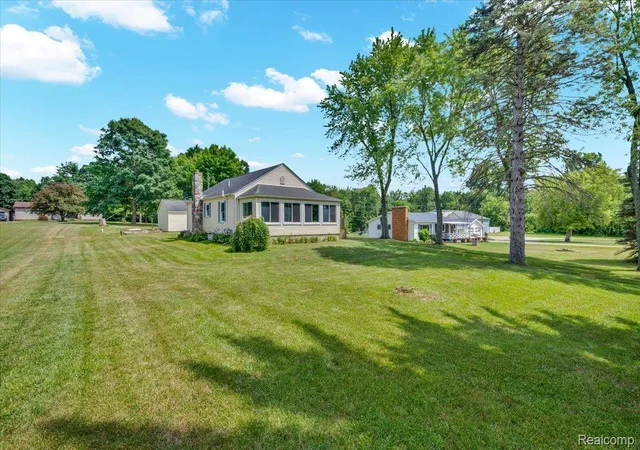 Photo 1 of Single family home for sale at 3852 N Lapeer Rd, Lapeer, MI 48446 | MLS# 20261057467 | Listing updated on 2026-09-11