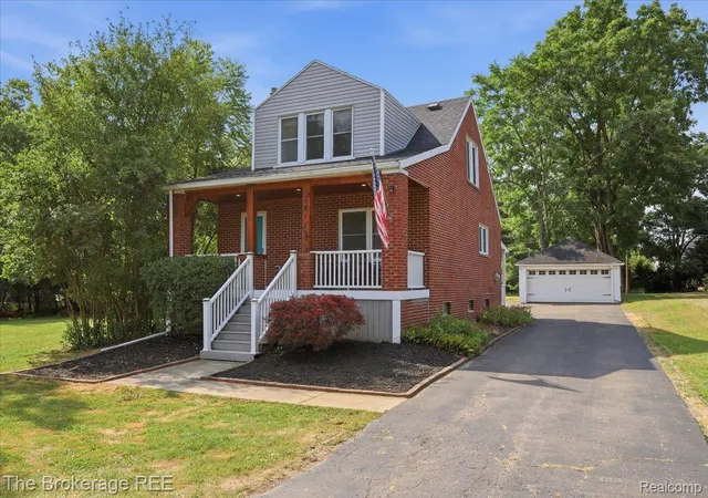Photo 1 of Single family home for sale at 28115 6 Mile Rd, Livonia, MI 48152 | MLS# 20261057468 | Listing updated on 2026-09-12