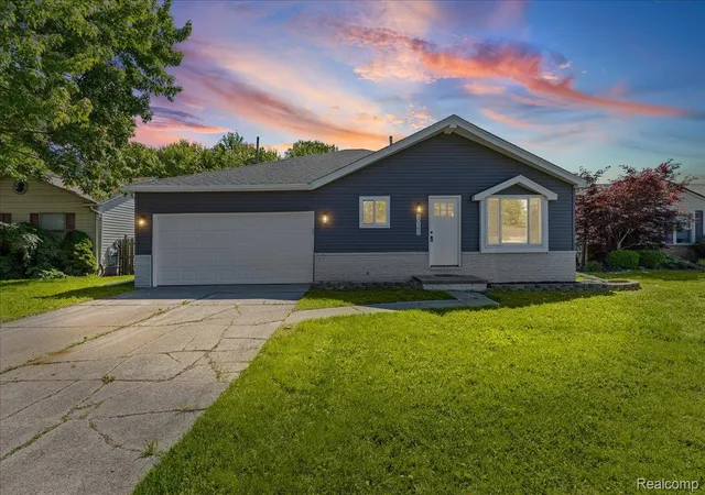Photo 2 of Single family home for sale at 50192 Salisbury, Chesterfield, MI 48047 | MLS# 20261057471 | Listing updated on 2026-08-27