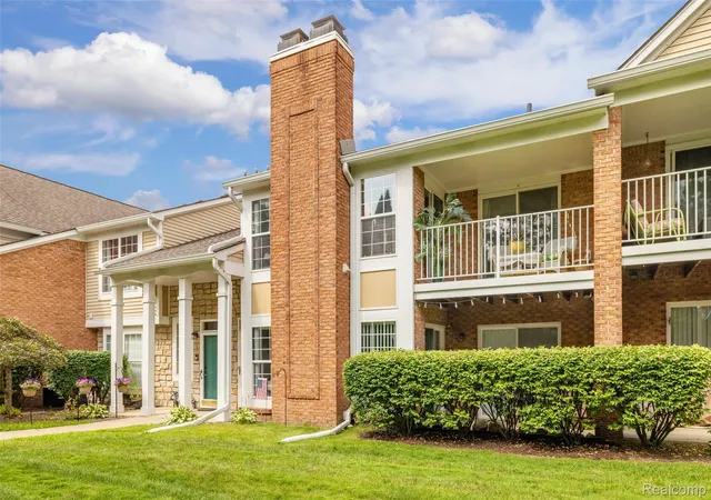 4th image of 56472 Chesapeake Trl #71, Shelby Township, MI 48316 | MLS# 20261057472