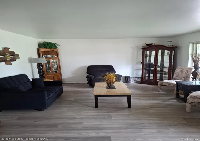 Photo 3 of Single family home for sale at 4821 Shelbyshire Dr, Shelby Township, MI 48316 | MLS# 20261057493 | Listing updated on 2026-09-16