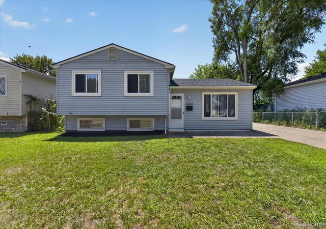 Photo 1 of Sale Pending at 15924 Orchard St, Romulus, MI 48174 | MLS# 20261057503 | Listing updated on 2026-08-31