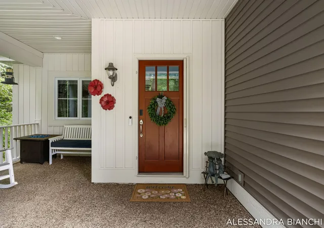Listing Photo 4 - Condo for sale in building located at 1955 Bower St, Holland, MI 49424
