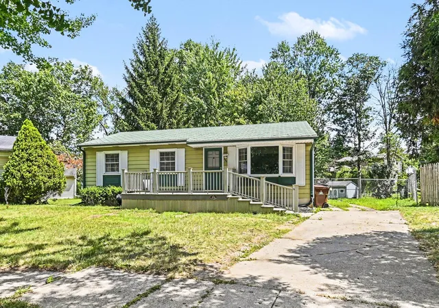 Single family home for sale at 234 Trinity Cir, Lansing, MI 48911 | MLS# 81026038206