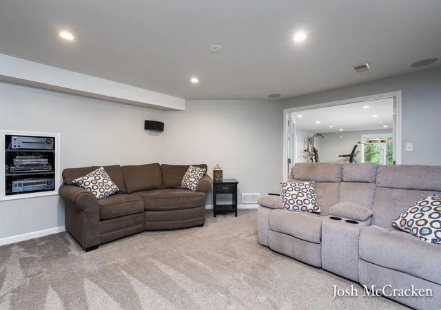 42nd image of 9665 Black Oak Dr, Boston Township Ionia, MI 49331 | MLS# 65026038218