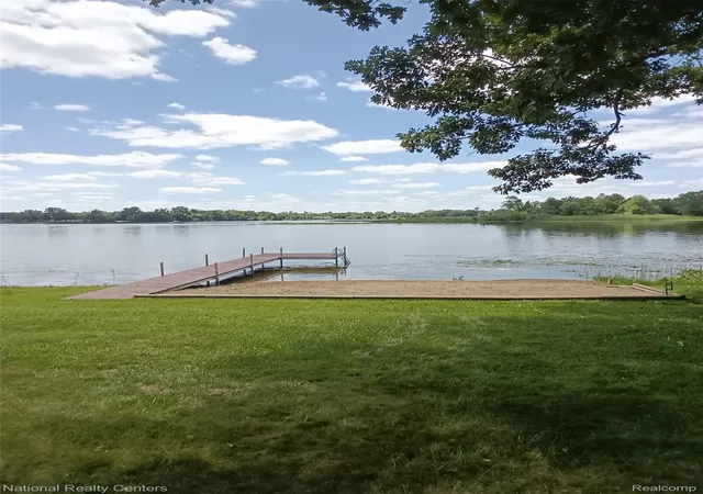 3rd image of 15280 Riviera Shores Dr, Holly, MI 48442 | MLS# 20261057518