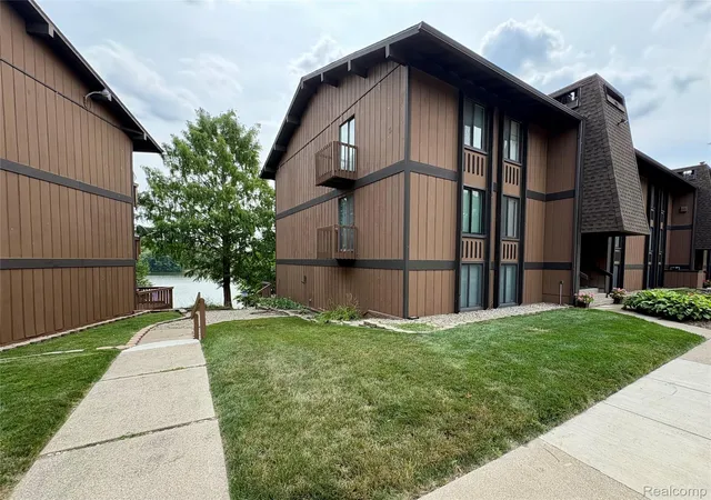 1st image of 1736 Grove Rd #102, Ypsilanti, MI 48198 | MLS# 20261057522