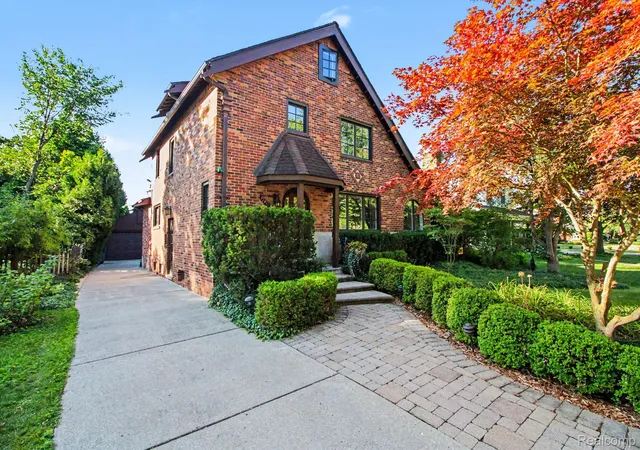 1st image of 32410 Sheridan Dr, Beverly Hills, MI 48025 | MLS# 20261057531