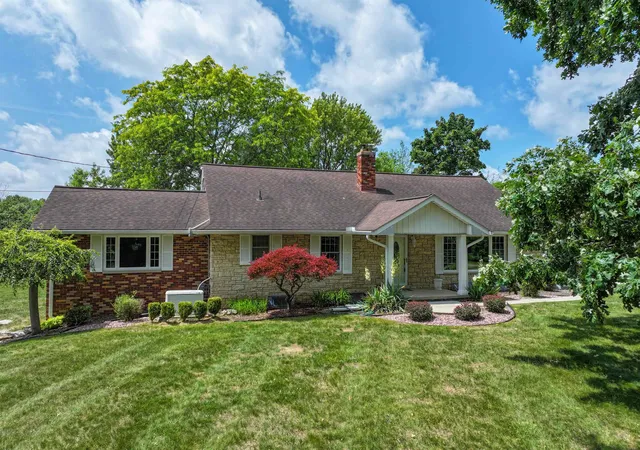 Photo 3 of Single family home for sale at 9422 S Saginaw St, Grand Blanc, MI 48439 | MLS# 5050216051 | Listing updated on 2026-09-09