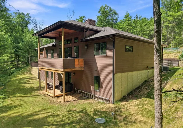 Photo 4 of Single family home for sale at 5346 Trager Rd, Traverse City, MI 49696 | MLS# 78080071448 | Listing updated on 2026-10-01