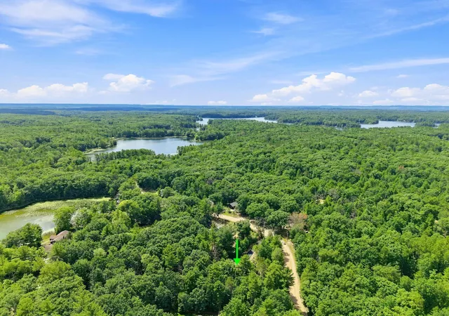 70th image of 5346 Trager Rd, Traverse City, MI 49696 | MLS# 78080071448