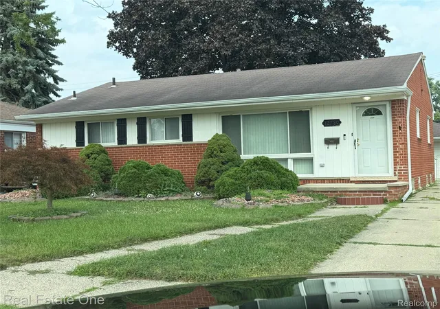 Photo 2 of Single family home for sale at 12730 Columbia St W, Redford, MI 48239 | MLS# 20261057542 | Listing updated on 2026-08-24