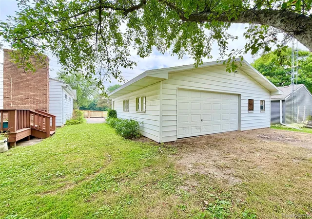 3rd image of 3809 Leith St, Flint, MI 48506 | MLS# 20261057555