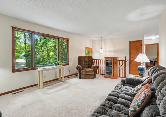 Photo 4 of Single family home for sale at 16137 Comstock St, Grand Haven, MI 49417 | MLS# 65026038242 | Listing updated on 2026-09-05