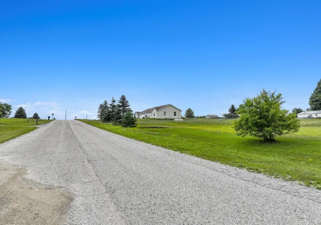 4th image of 76 Acres N Wood Meadows Dr, Hanover Township Wexford, MI 49620 | MLS# 78080071453