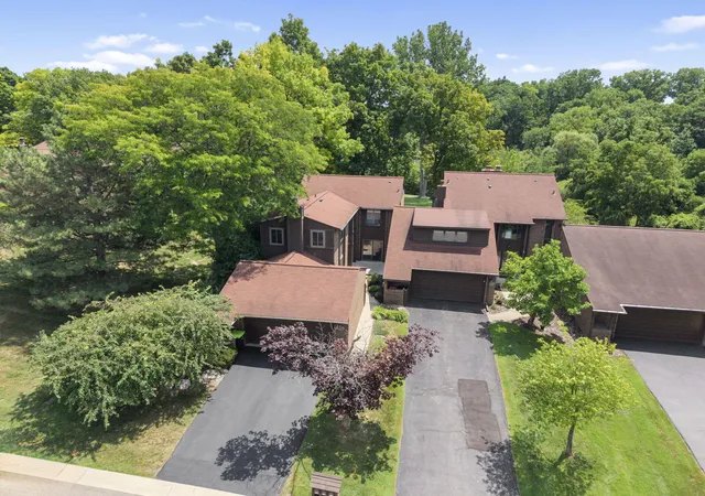 Photo 1 of Sale Pending at 2217 Rhine Rd, West Bloomfield, MI 48323 | MLS# 81026038252 | Listing updated on 2026-07-29