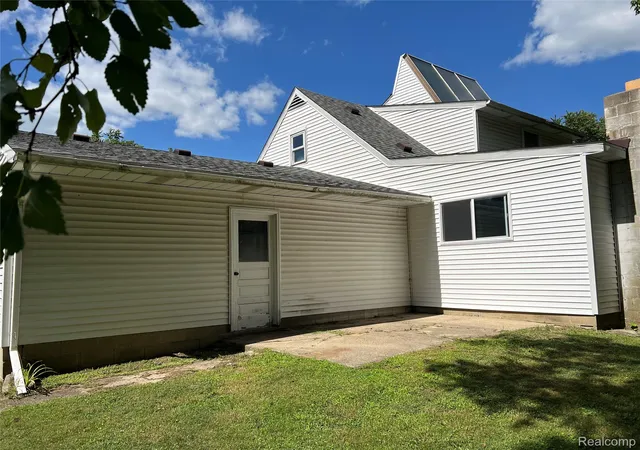 Photo 1 of Sale Pending at 508 Cherry St, Linden, MI 48451 | MLS# 20261057587 | Listing updated on 2026-07-29