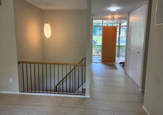 Photo 18 of Single family home for sale at 29204 Summerwood Rd, Farmington Hills, MI 48334 | MLS# 81026038271 | Listing updated on 2026-08-27
