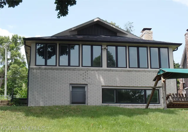 1st image of 4039 Lotus Dr, Waterford, MI 48329 | MLS# 20261057612