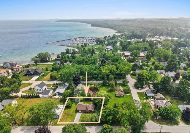 Photo 2 of Single family home for sale at 204 6th Street, Northport, MI 49670 | MLS# 78080071456 | Listing updated on 2026-07-27