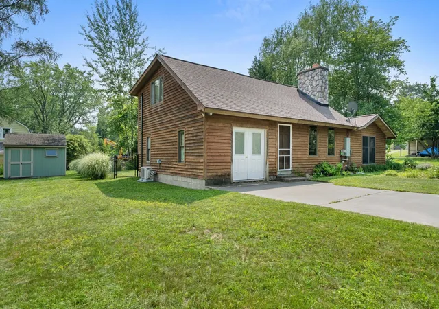 Photo 3 of Single family home for sale at 204 6th Street, Northport, MI 49670 | MLS# 78080071456 | Listing updated on 2026-07-27