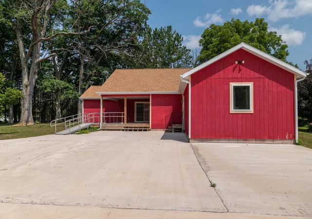 5th image of 3820 N Beech Ave, White Cloud, MI 49349 | MLS# 53026038285