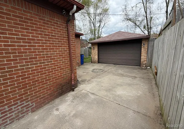 Photo 3 of Single family home for sale at 20000 Indiana St, Detroit, MI 48221 | MLS# 20261057622 | Listing updated on 2026-08-17