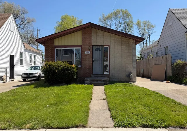 Photo 3 of Single family home for sale at 20000 Indiana St, Detroit, MI 48221 | MLS# 20261057622 | Listing updated on 2026-08-17