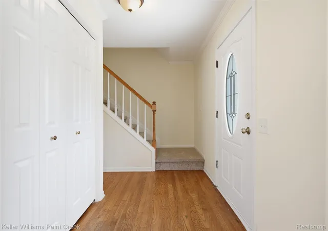 Photo 3 of Single family home for sale at 543 Arlington Dr, Rochester Hills, MI 48307 | MLS# 20261057625 | Listing updated on 2026-09-13